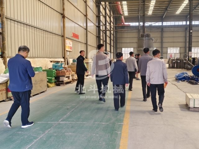 其搭载的智能控制系统可实现温度